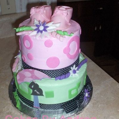 Mod Mom Cake