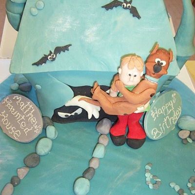 Scooby Doo Cake!