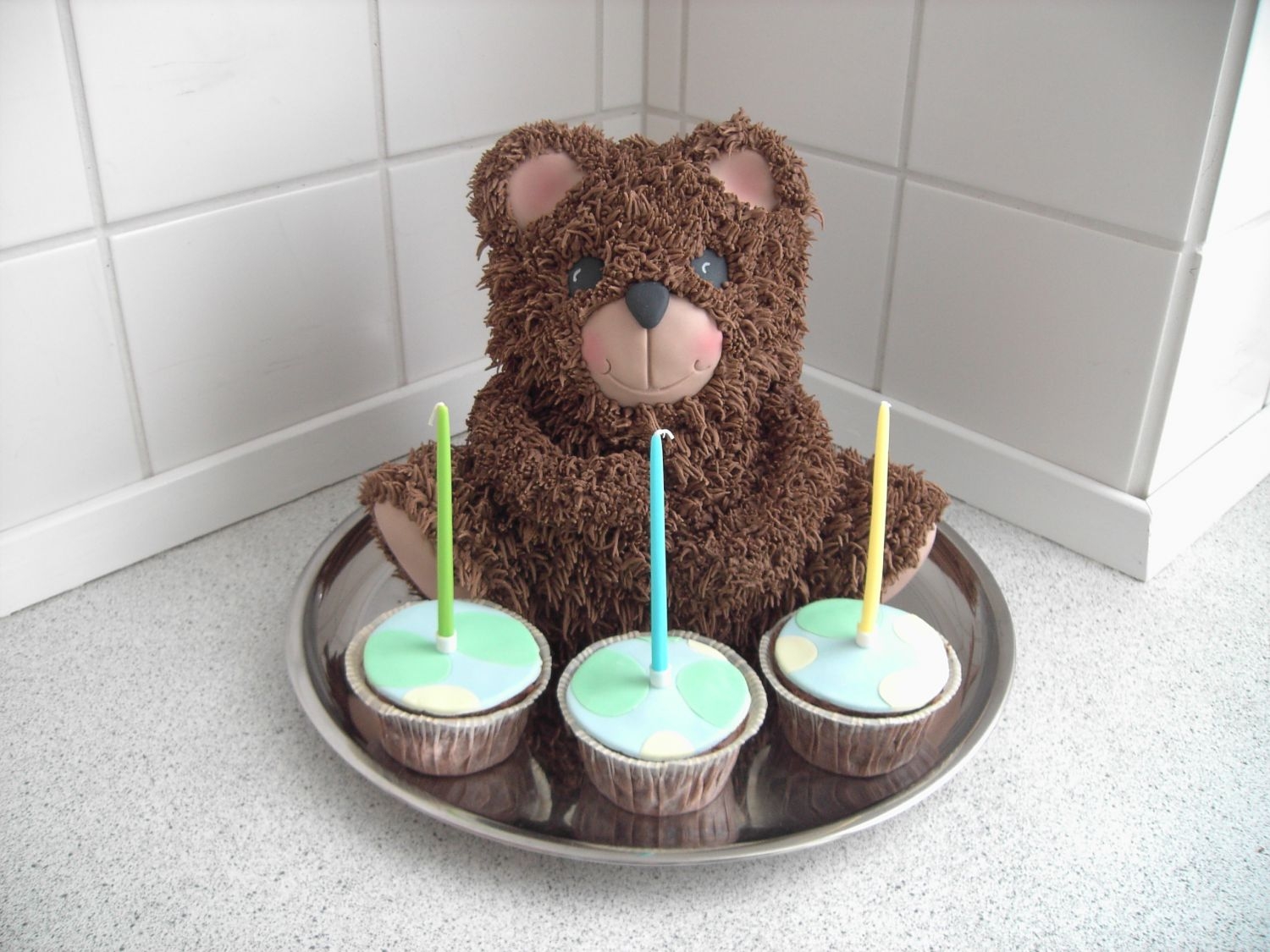 3D Teddy-Bear B-Day Cake.