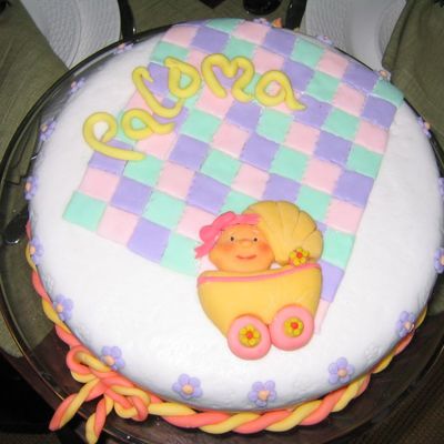 My First Cake In Fondant