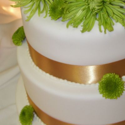 Gold And Green Wedding Cake