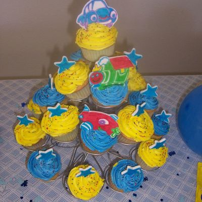 Vehicle Cupcakes On Stand