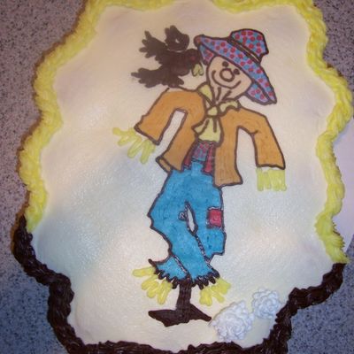 Scarecrow Cupcake Cake