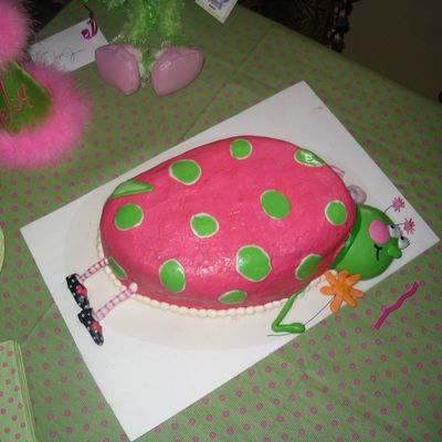Ladybug Cake