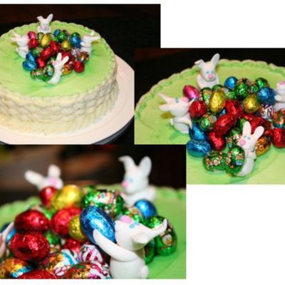 Bunny's Pushing Eggs Up A Hill