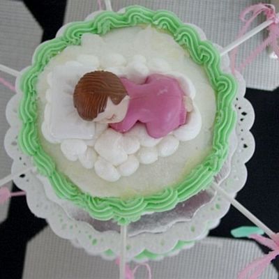 Sleeping Baby Shower Cake Top
