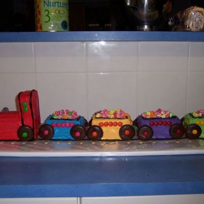 Logan's Train Cake