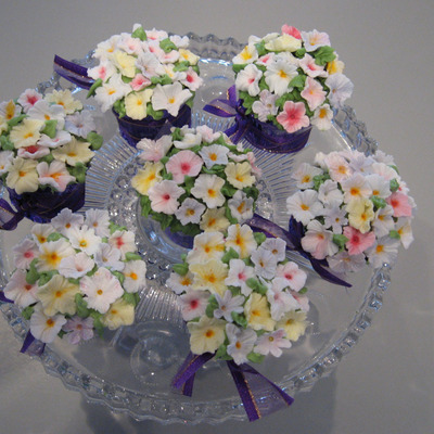 Cupcake With Fantasy Flowers