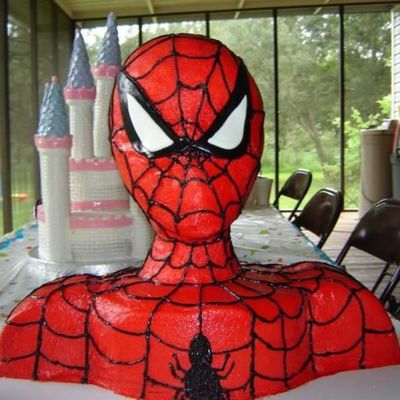 Spiderman_Cake.jpg