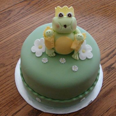 Mama Frog And Her Twin Babies