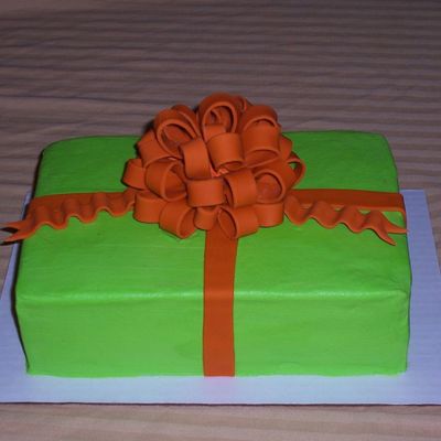 My First Present Cake