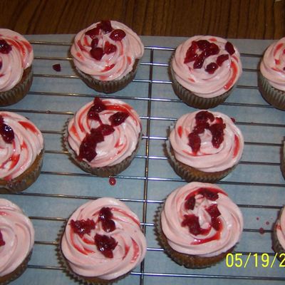 Pumpkin Cupcakes With Cranberry Buttercream