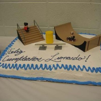 Skateboard Cake
