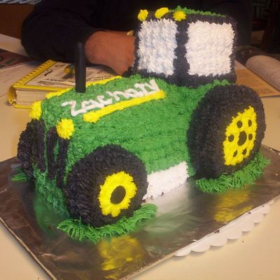 Tractor Cake