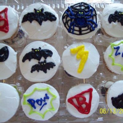 Generic Superhero Cupcakes