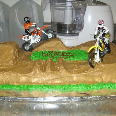 Diegos Dirtbike Cake