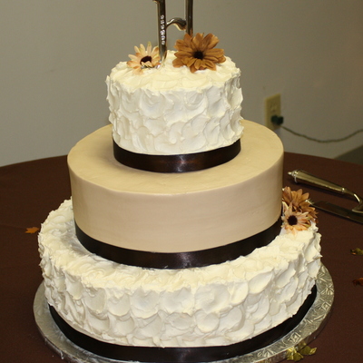 Red Velvet Fall Wedding Cake