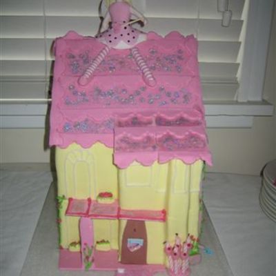 Felicity Wishes Fairy Doll Sitting On Top Of Her 3D House