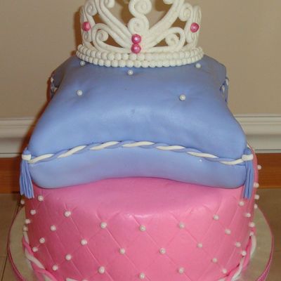 Tiara Pillow Cake