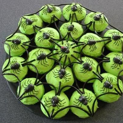 Spiderweb Cupcakes