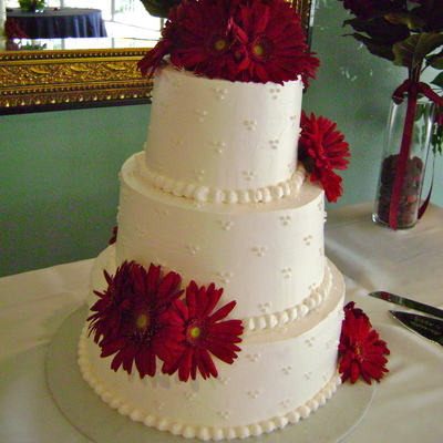 Round Wedding Cake