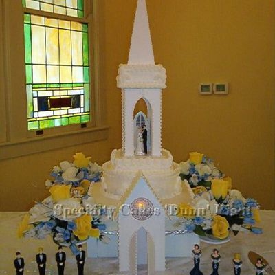 Cathedral Wedding Cake View 1