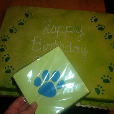 Paw Print Cake