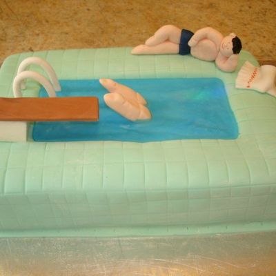 Swimming Pool Cake