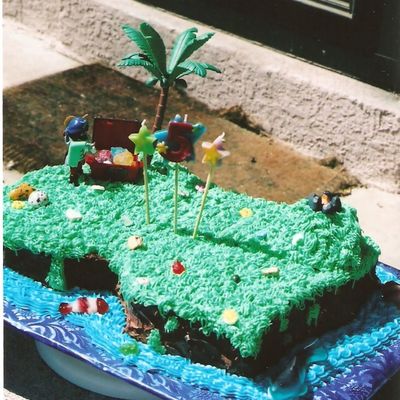 Neverland Cake, Front View