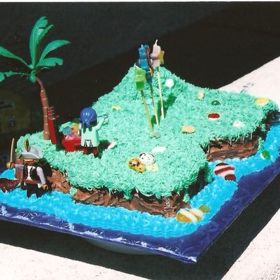 Neverland Cake