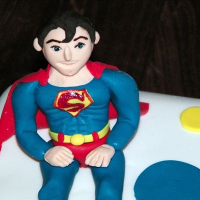 Gumpaste Superman