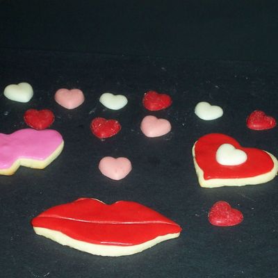 Cookies With Rolled Buttercream