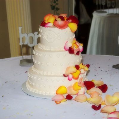 Ivory Wedding Cake