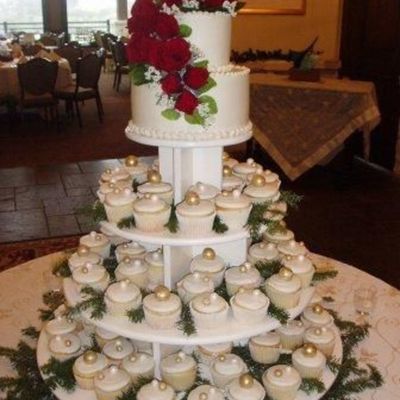 Holiday Cupcake Wedding Cake