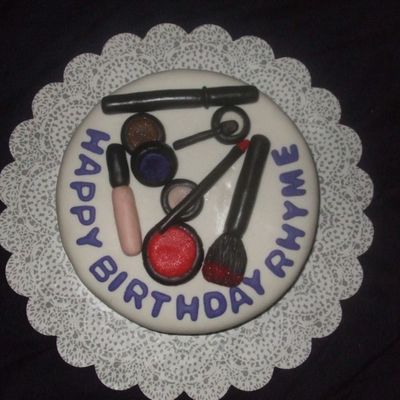 Make Up Cake
