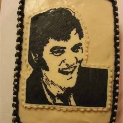 Elvis Cake