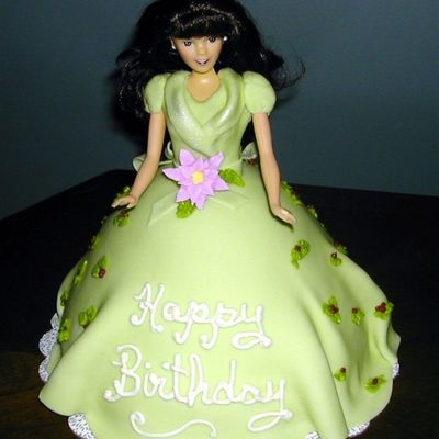 Christmas Eve Doll Cake Front View