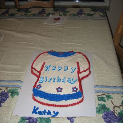 T-Shirt Cake