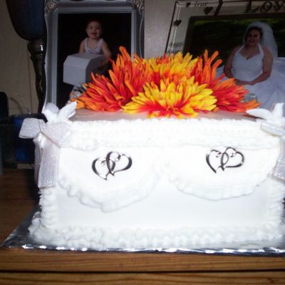 A Congrat. Fall Prewedding Cake