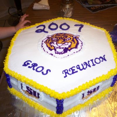 Family Renuion Cake