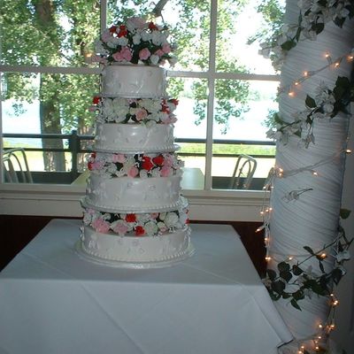 Steve & Melanie's Wedding Cake