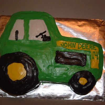 Tractor_Cake_10-15-06_004.jpg