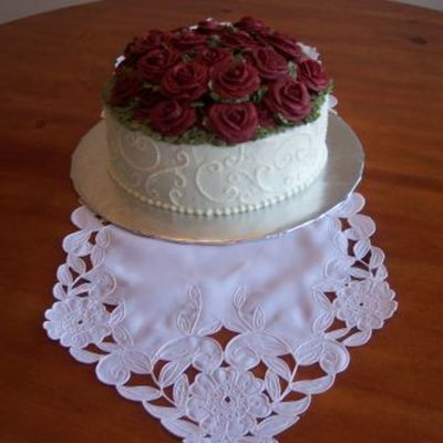Red Roses Engagement Cake