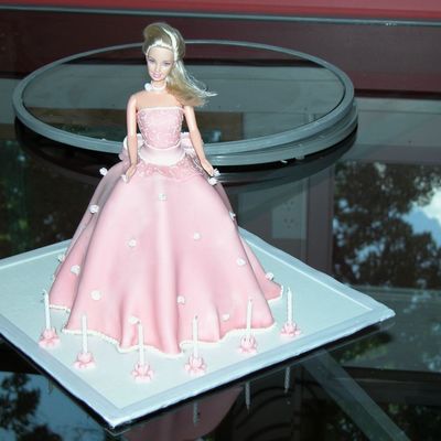 Barbie Cake