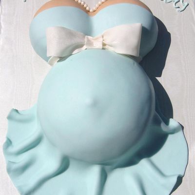 Belly Baby Shower Cake