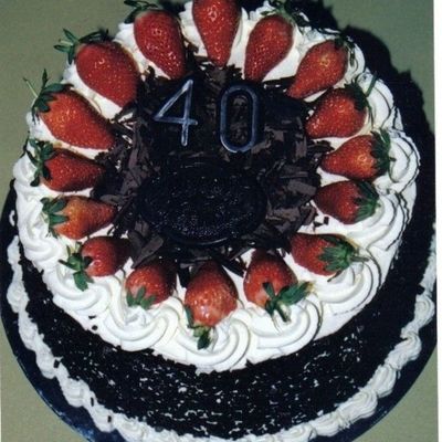 Black_Forrest_Cake.jpg