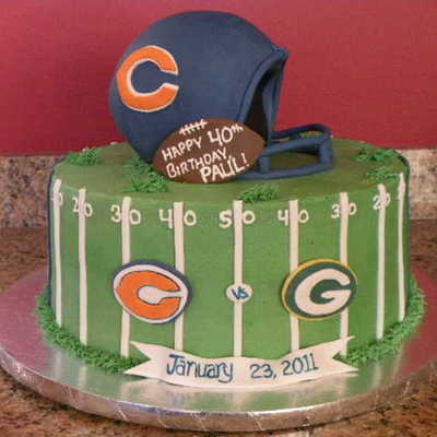 Bears Packers Cake