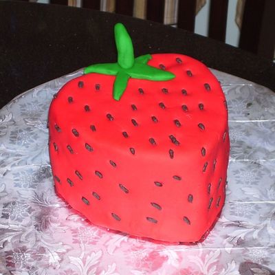 Strawberry Cake Revisited