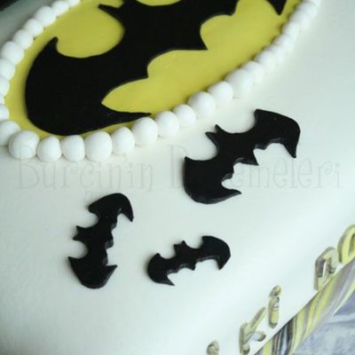 Batman Cake 1