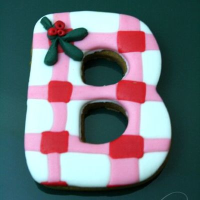 Letter Cookie "b"